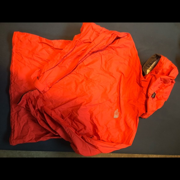 North Face Hooded Rain Jacket - Picture 4 of 6